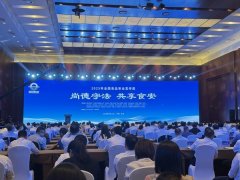 鞭策全国中小学食堂“互联网+明厨亮灶”笼盖率